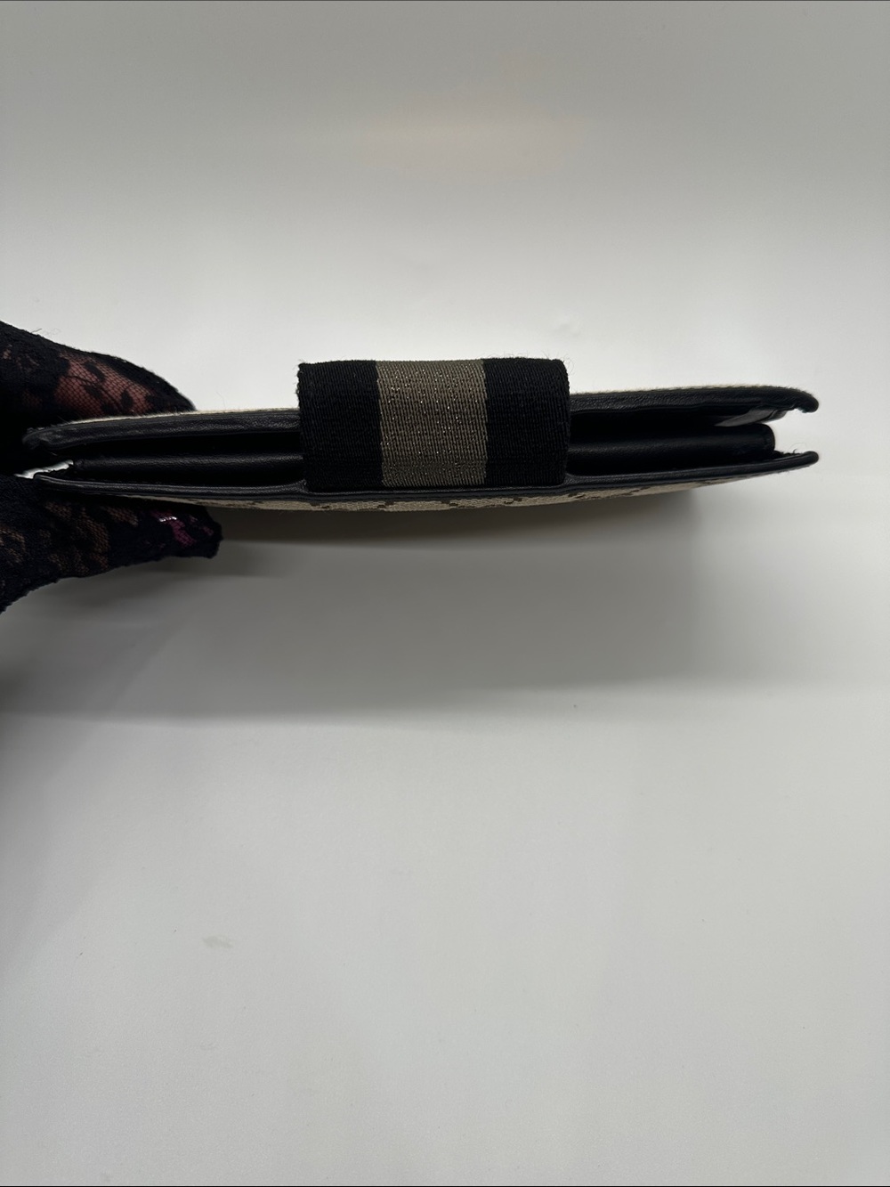 Gucci - GG Supreme Continental Wallet - Picture 15 of 15